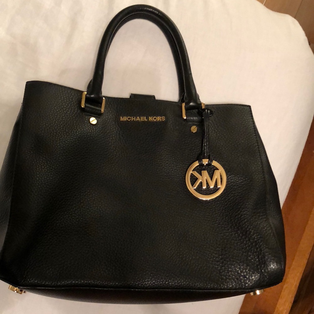 LIKE NEW Michael Kors Black Purse